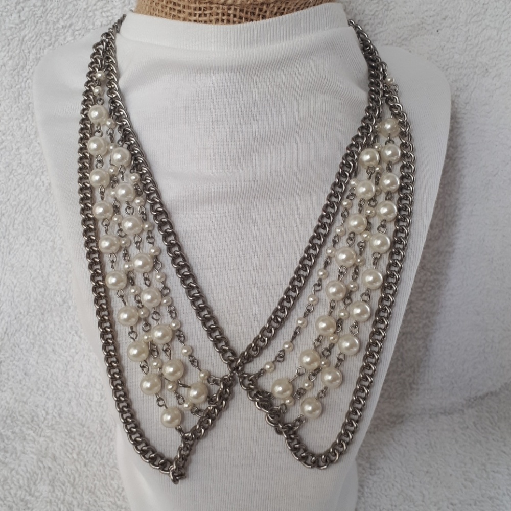 Necklace - Picture 2 of 4